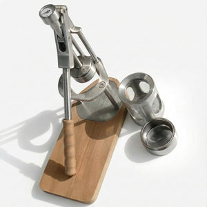 Aleman Portable Hand-Pumped Espresso Machine | Control the Pressure as You Want