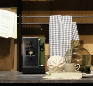 Aroma Plus+ – Compact Italian espresso machine for pods