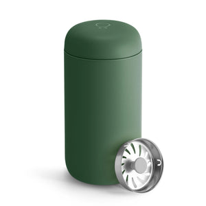 Insulated reusable coffee cup in green colour with removable filter, part of Take away and EspressoGear, all about coffee.