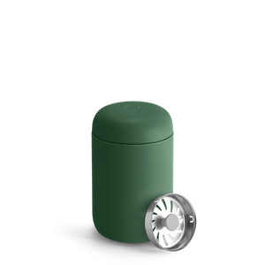 Green insulated coffee mug with removable lid and filter, part of Take away and EspressoGear, all about coffee.