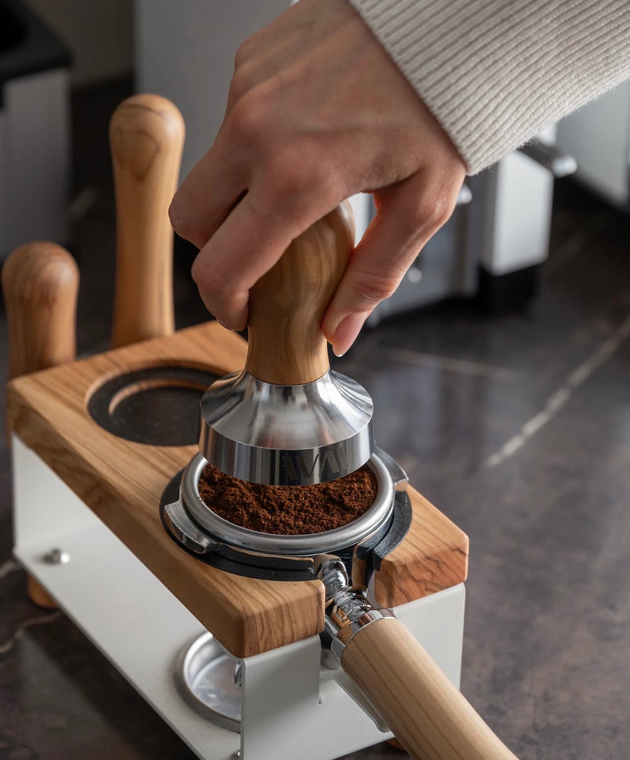 Tamping station