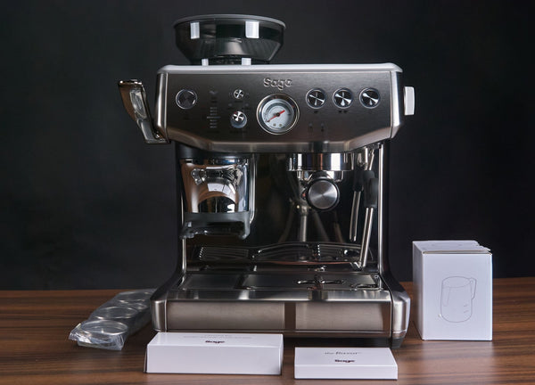 Sage Barista Express Impress - The ultimate coffee machine